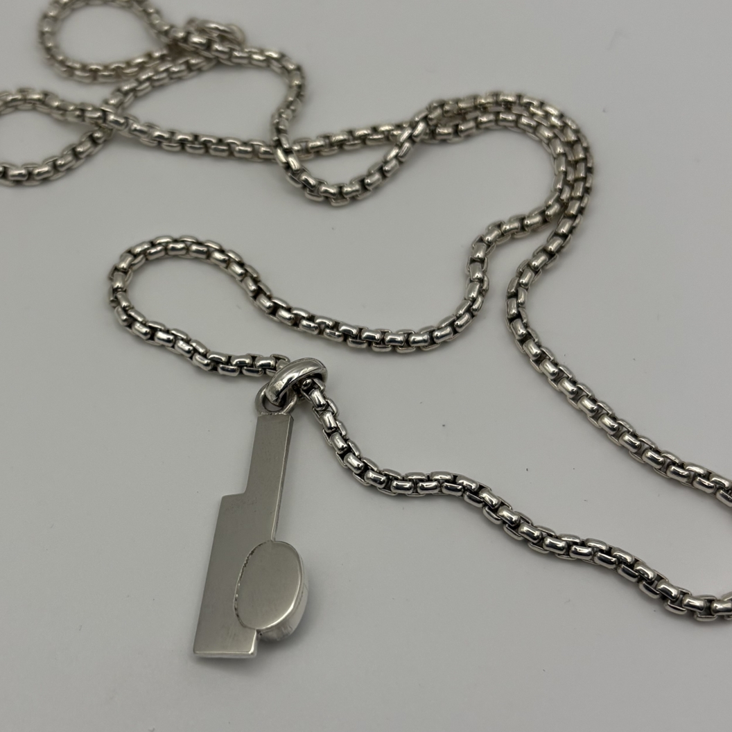 pendentif-mira-arriere
